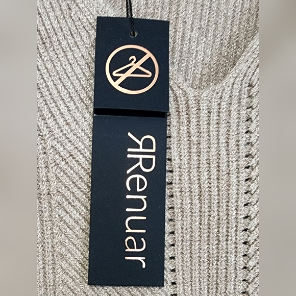 NWT Renuar Women's Cafe Au Lait Rib V-Neck Sweater - Picture 3 of 3